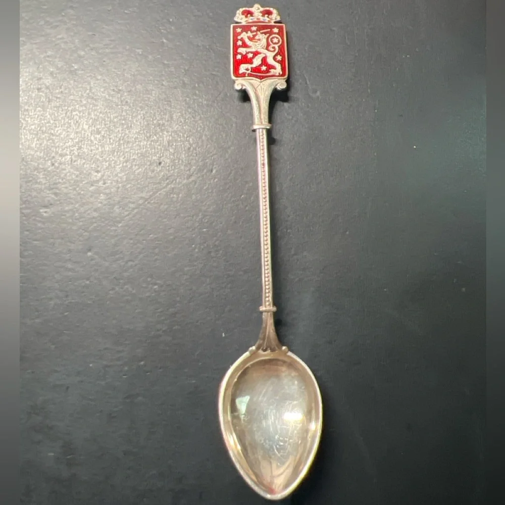 Vintage Collectors Spoon ~1920 81.3% Silver red enamel Finnish coat of arms